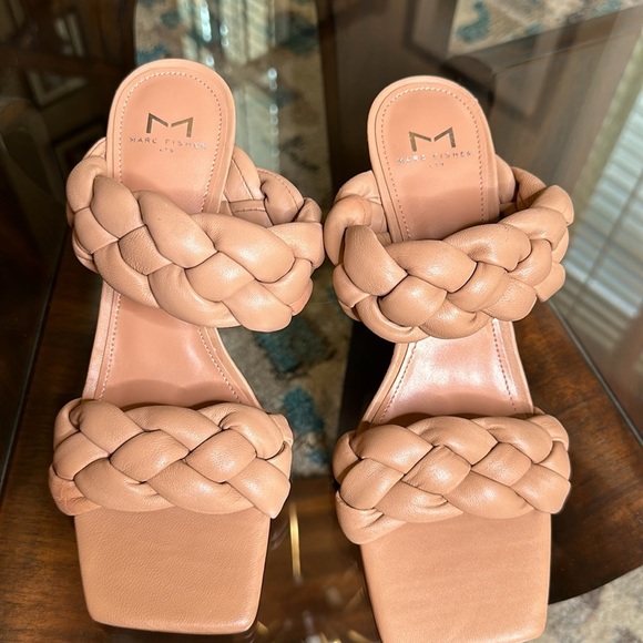 New Marc Fischer Tan braided mule sandal 💚 Size‎ 8 - Picture 5 of 9
